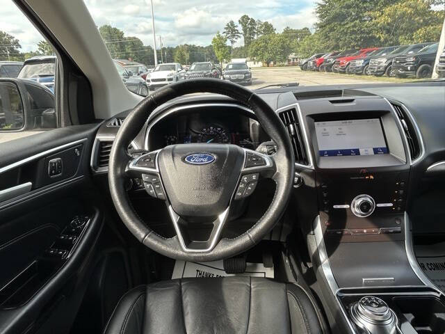 2020 Ford Edge Titanium