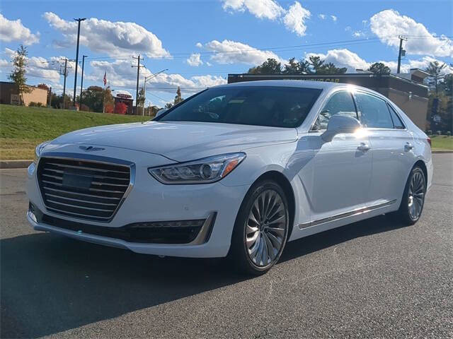 2018 Genesis G90