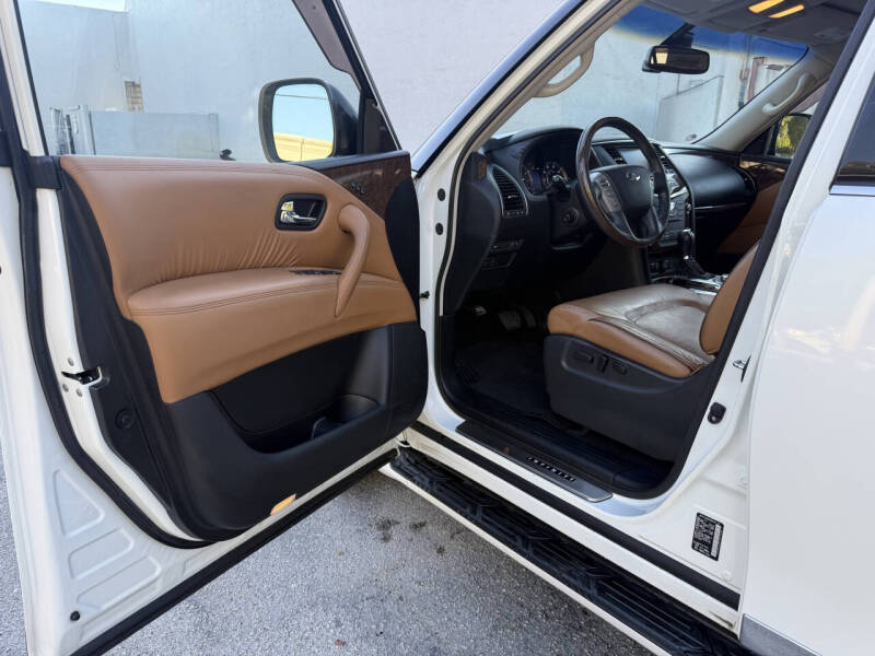 2016 Infiniti QX80 Limited