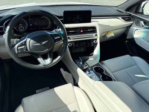 2025 Genesis G70