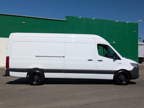 2024 Mercedes-Benz eSprinter 2500