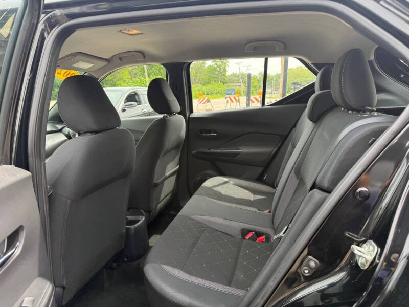 2020 Nissan Kicks SV