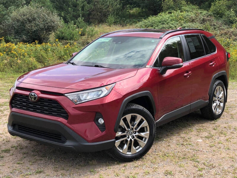 2019 Toyota RAV4 for sale at STATELINE CHEVROLET CORVETTE GMC in Iron River MI