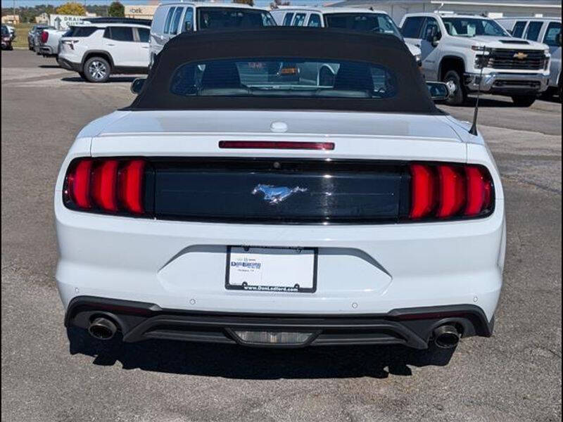 2023 Ford Mustang EcoBoost Premium