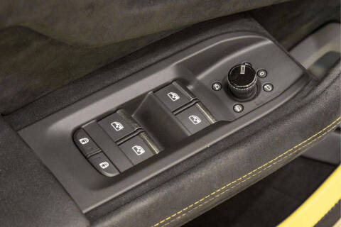 2024 Lamborghini Urus Performante