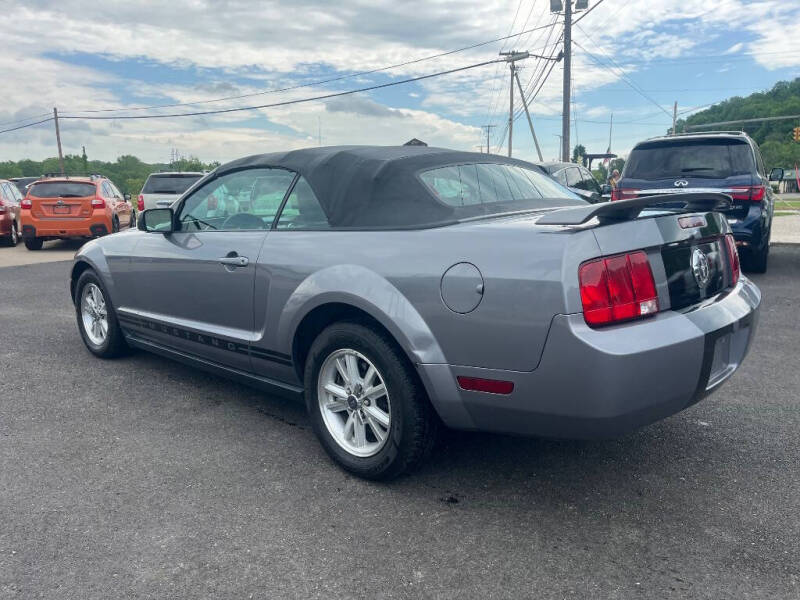 2006 Ford Mustang