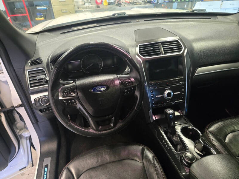 2018 Ford Explorer Sport