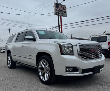 2020 GMC Yukon XL for sale at LLANOS AUTO SALES LLC in Dallas TX