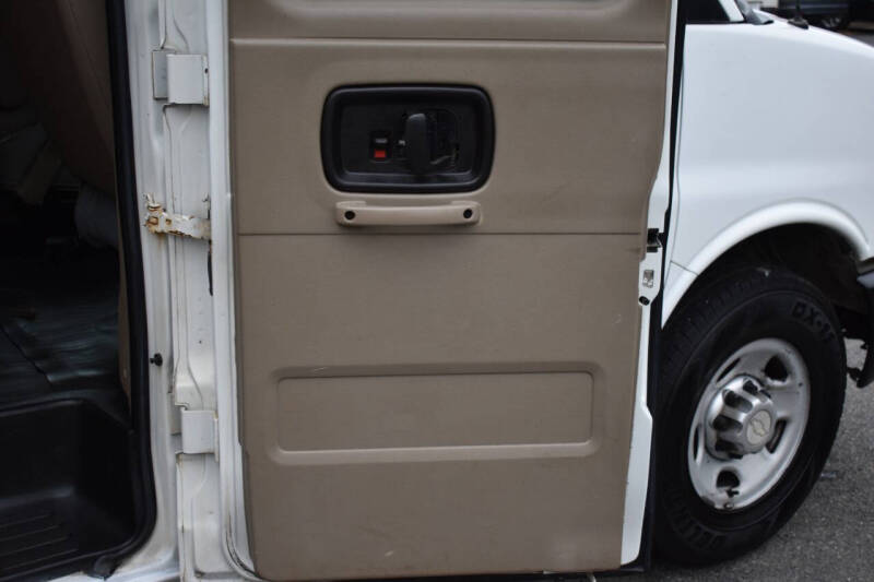 2012 Chevrolet Express LS 2500