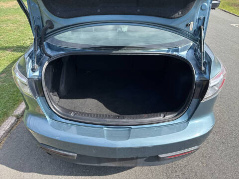 2011 Mazda MAZDA3 i Touring