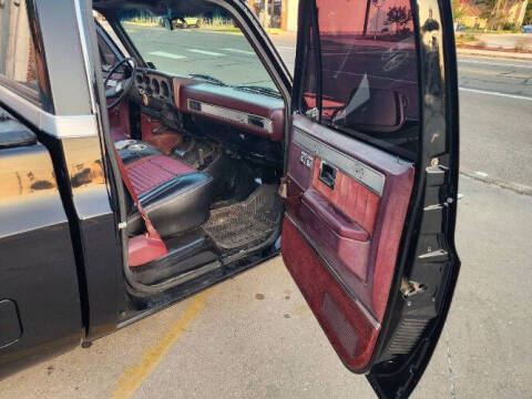 1987 Chevrolet Silverado 1500 SS Classic