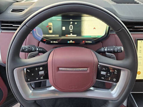 2025 Land Rover Range Rover P530 SE