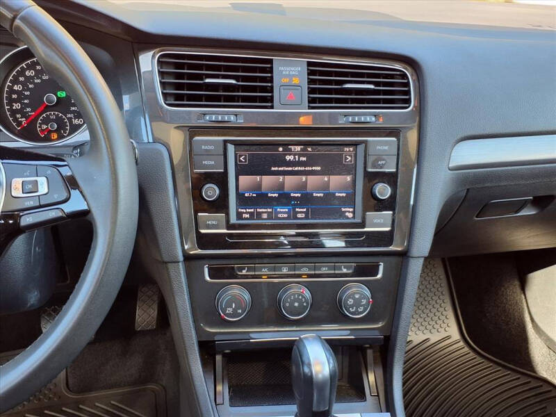 2021 Volkswagen Golf TSI