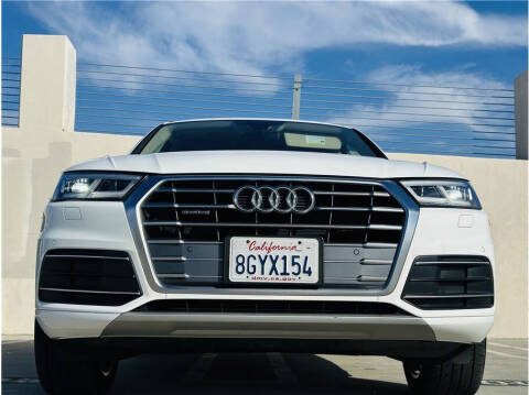 2018 Audi Q5 2.0T quattro Premium Plus