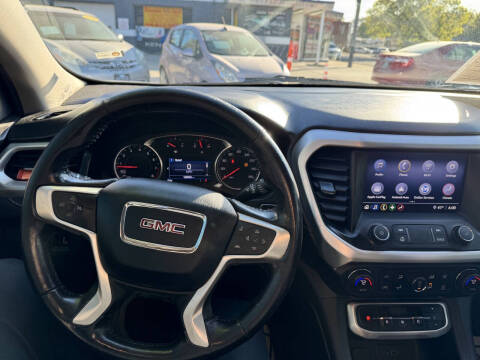 2020 GMC Acadia SLE