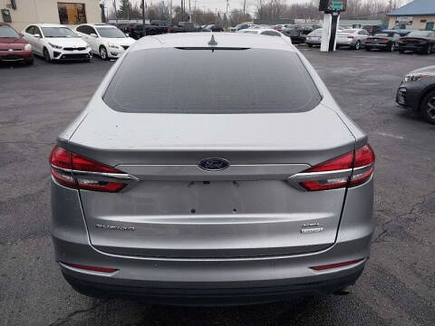 2020 Ford Fusion SEL
