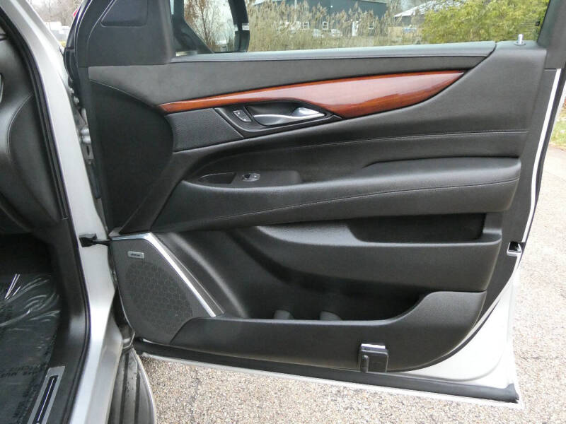 2015 Cadillac Escalade ESV Luxury