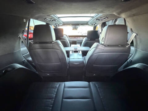 2025 Cadillac Escalade-V