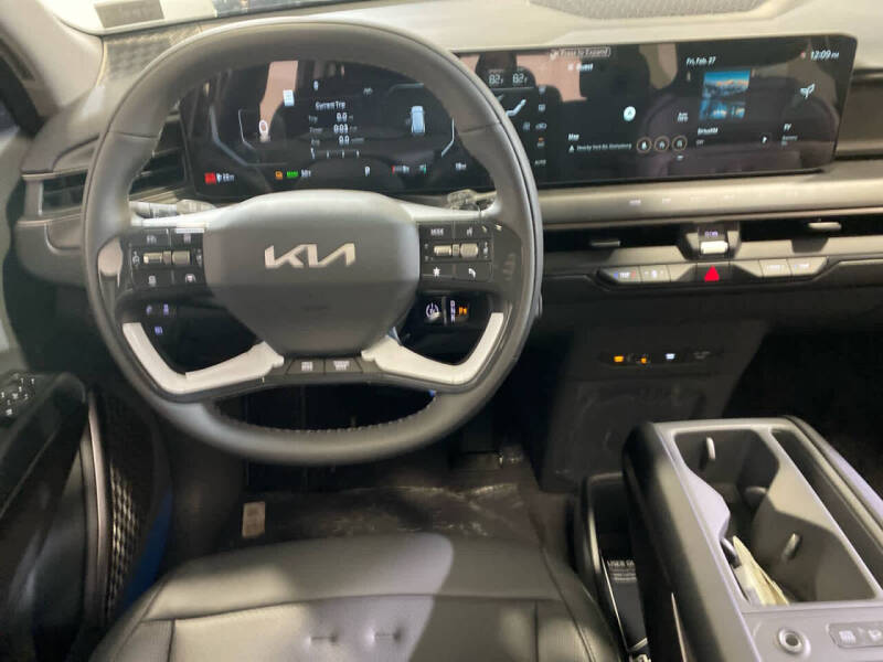 2026 Kia EV9 Wind