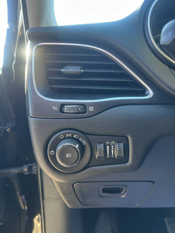 2019 Jeep Cherokee Trailhawk