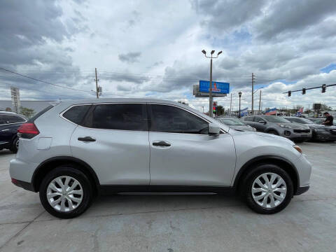 2017 Nissan Rogue S