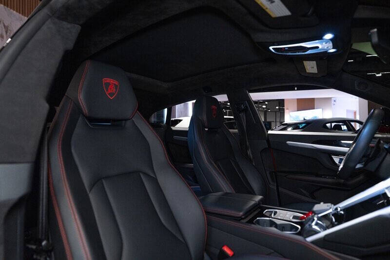 2019 Lamborghini Urus
