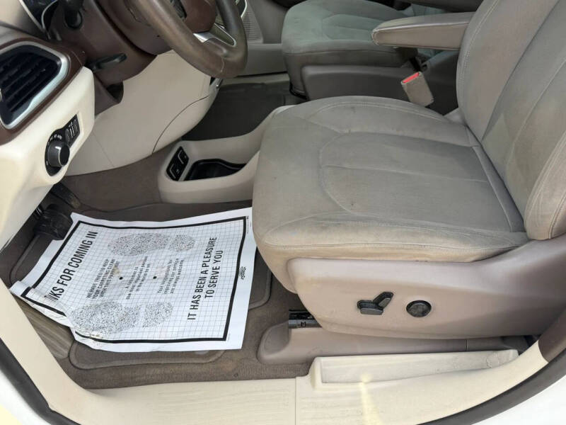 2017 Chrysler Pacifica Touring