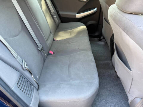 2012 Toyota Prius Two