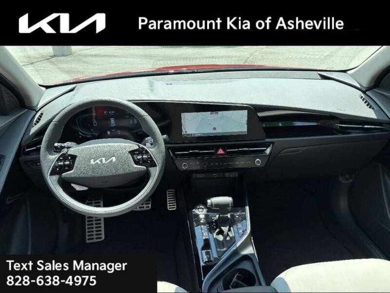 2025 Kia Niro EX Touring