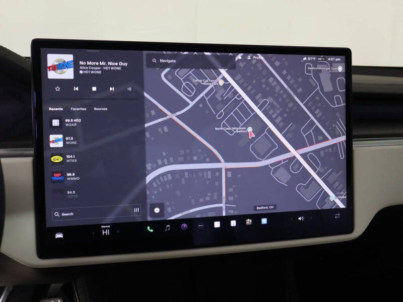 2023 Tesla Model S Plaid