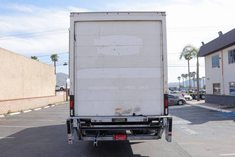 2019 International DuraStar 4300