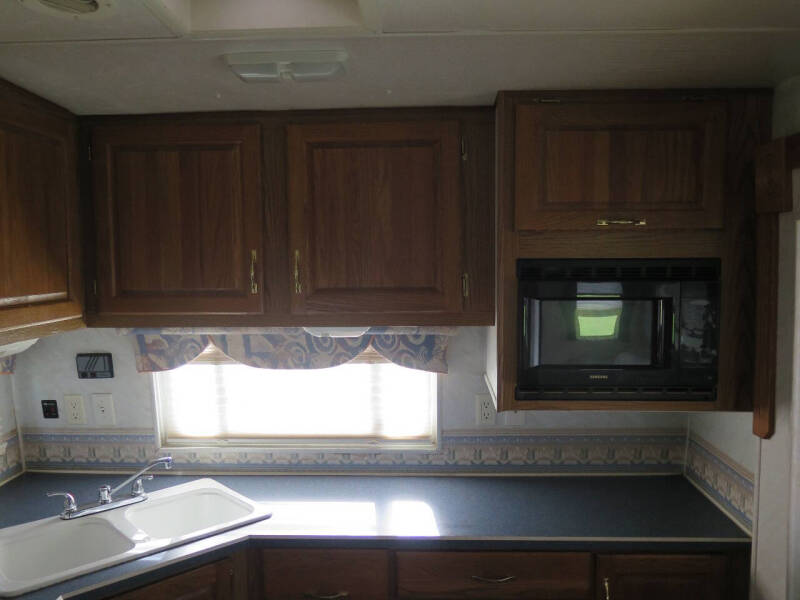 2000 Carriage Cameo F29RKS