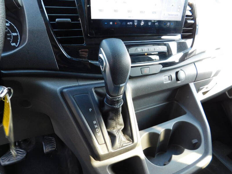 2023 Ford Transit 350 XLT