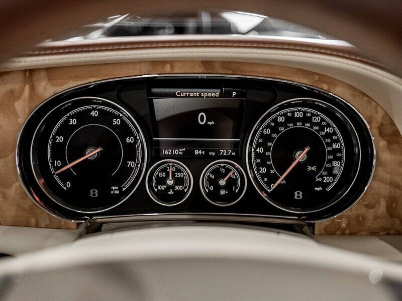 2016 Bentley Continental 38