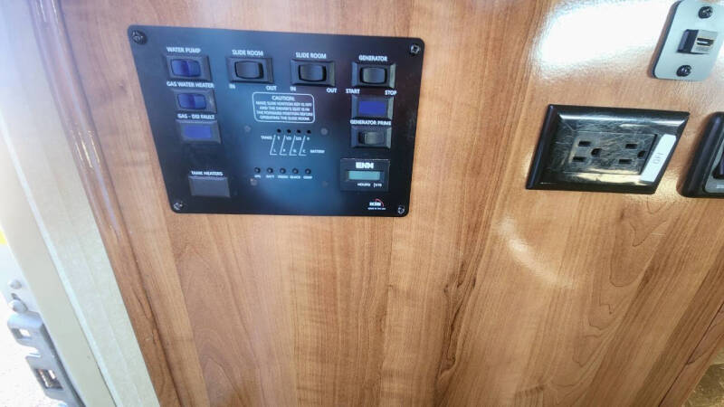 2019 Coachmen Leprechaun