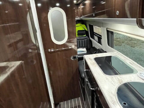 2018 Mercedes-Benz Airstream Interstate