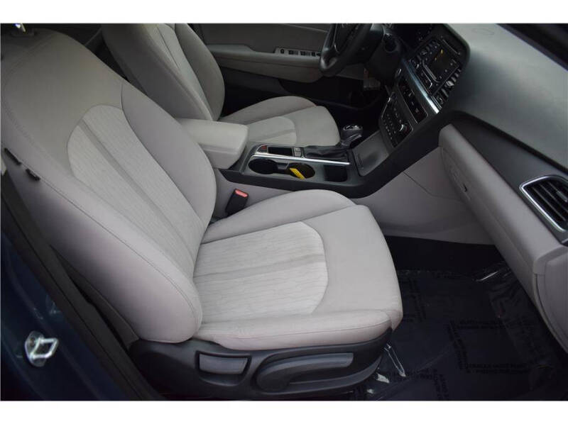 2016 Hyundai Sonata Hybrid SE