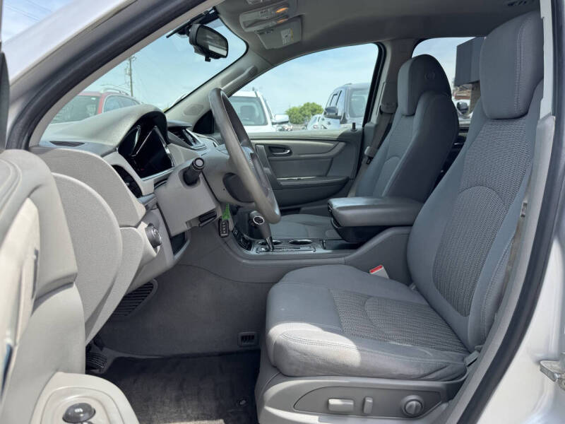 2015 Chevrolet Traverse LS
