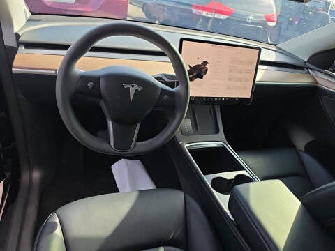 2024 Tesla Model Y Long Range