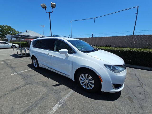 2019 Chrysler Pacifica Touring L