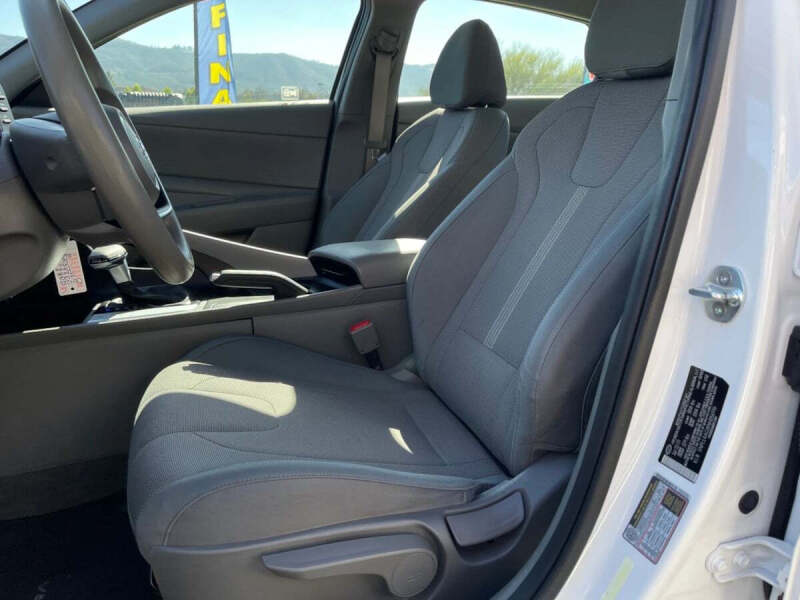 2022 Hyundai Elantra
