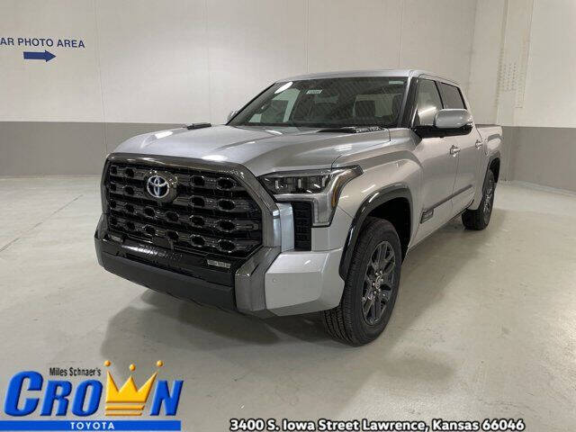2023 Toyota Tundra Platinum HV