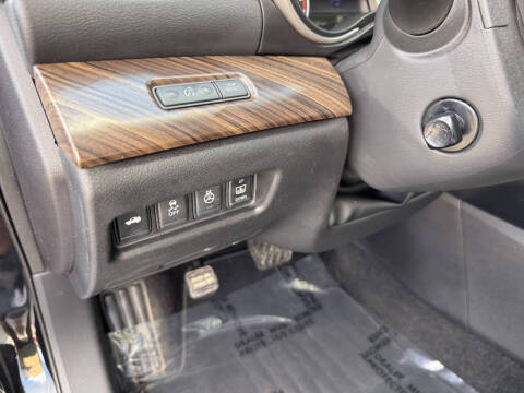 2016 Nissan Maxima Platinum