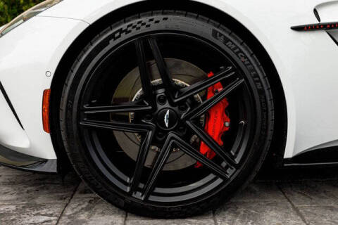 2025 Aston Martin Vantage