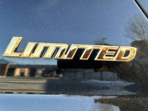 2003 Toyota Sequoia Limited