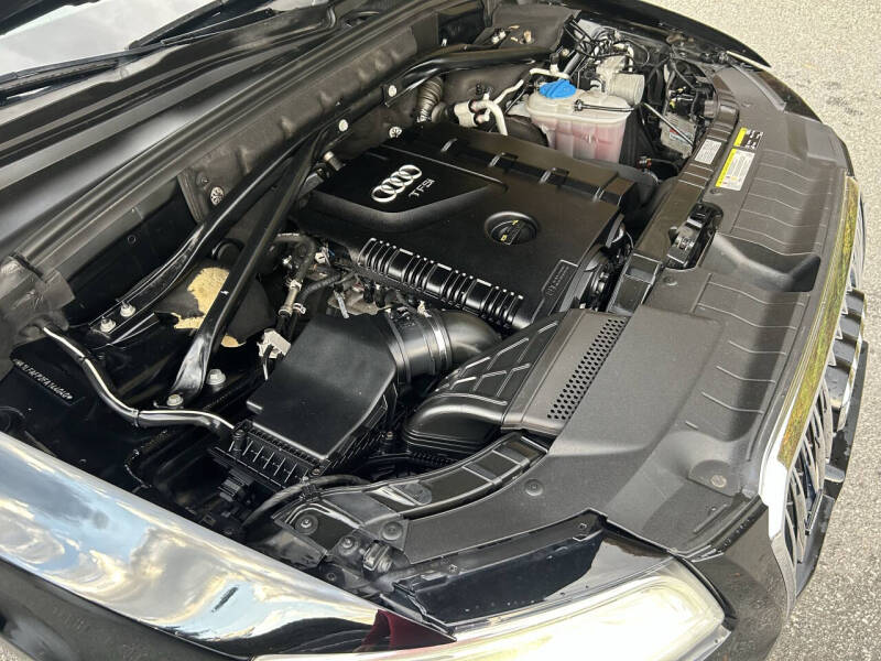 2015 Audi Q5 2.0T quattro Premium Plus