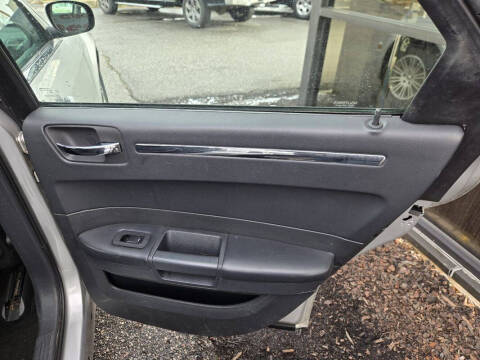 2009 Chrysler 300 LX