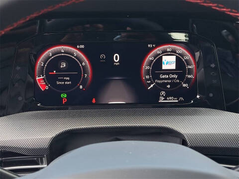 2025 Volkswagen Golf GTI SE