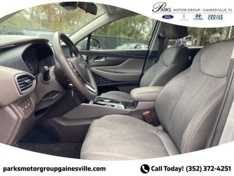 2020 Hyundai Santa Fe SE