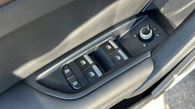 2022 Audi Q5 quattro S line Prem Plus 45 TFSI